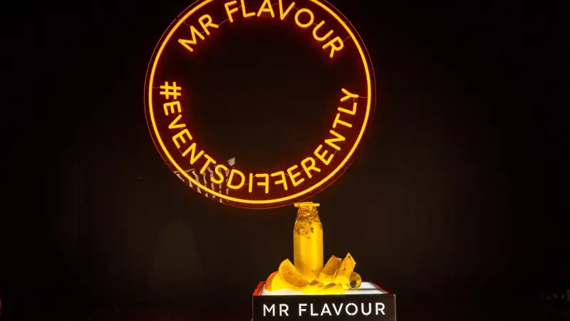 Mr Flavour branded smoothie under the #EventsDifferently neon at a Softcat office roadshow